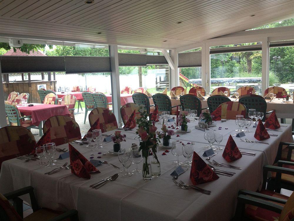 Hotel Du Port - Free Parking - Breakfast Included Estavayer-le-lac Bagian luar foto